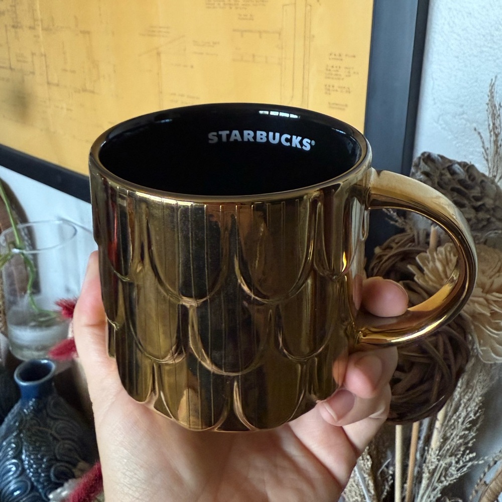 Starbucks gold limited edition cup